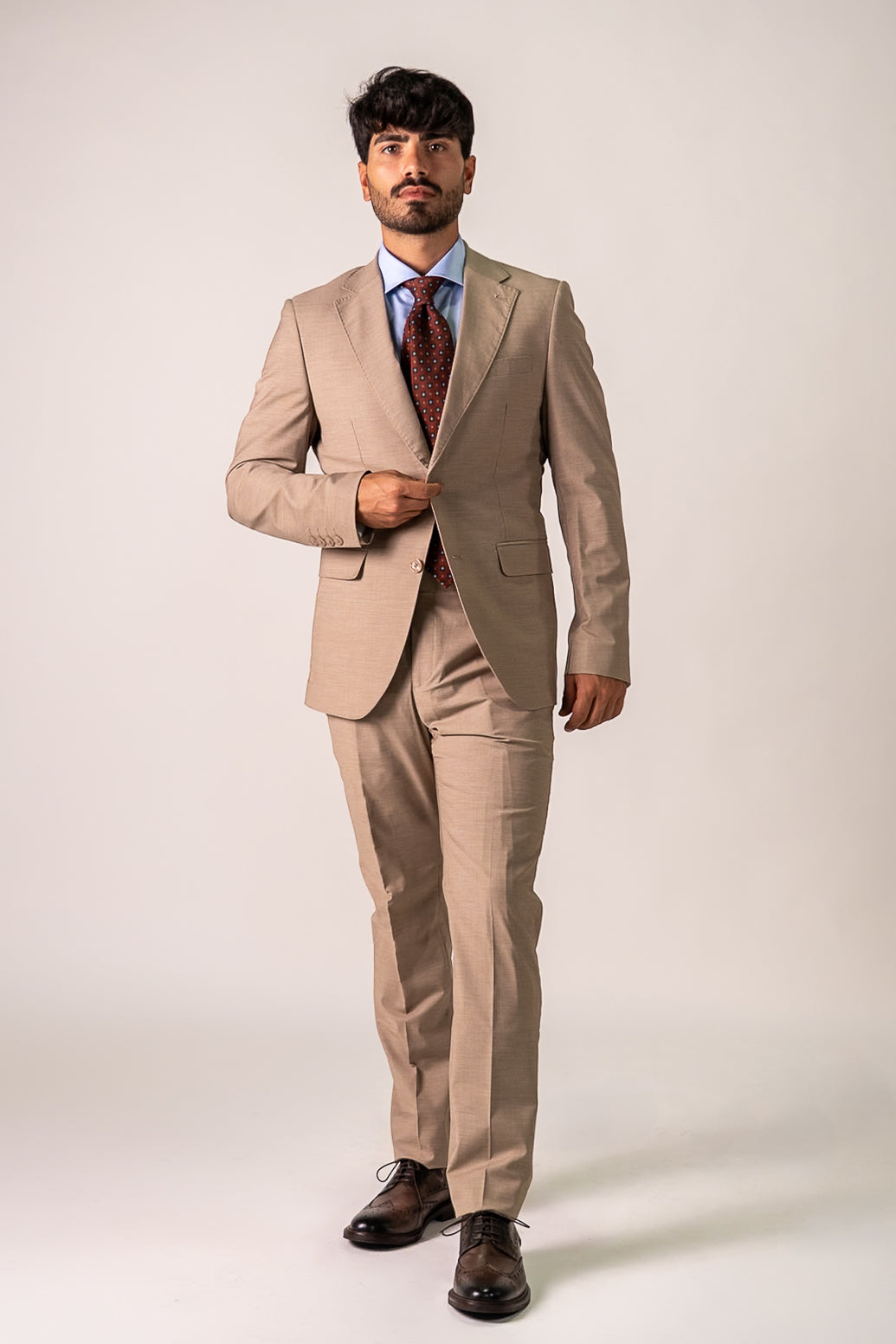 Abito monopetto beige Amir