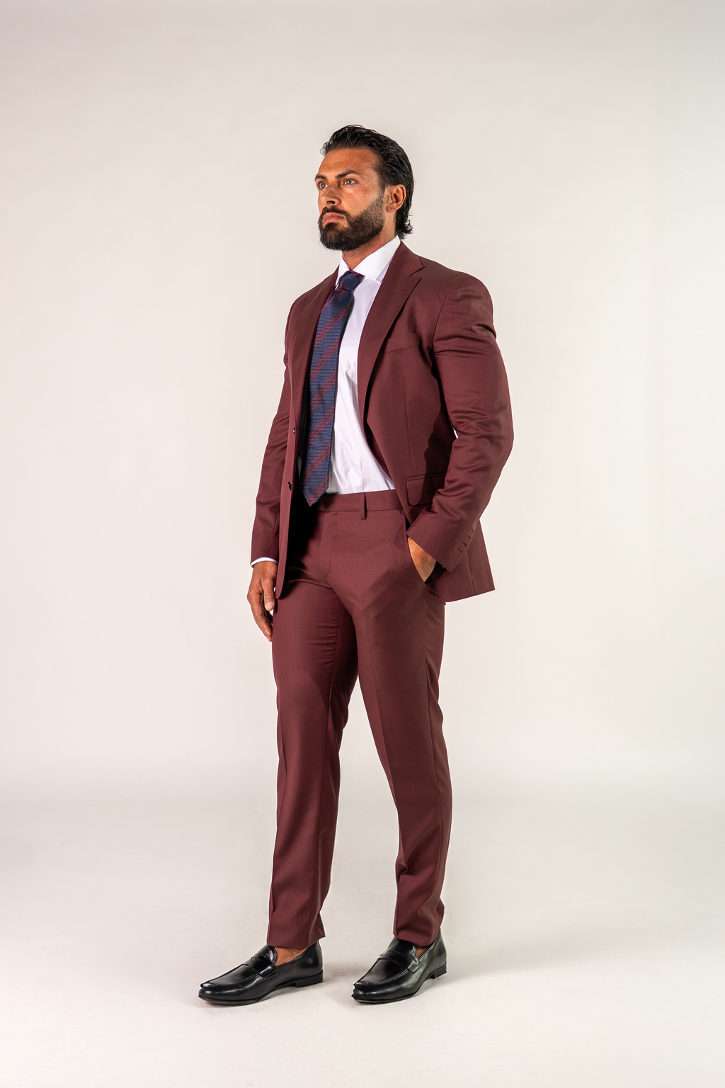 Abito monopetto bordeaux Shedir