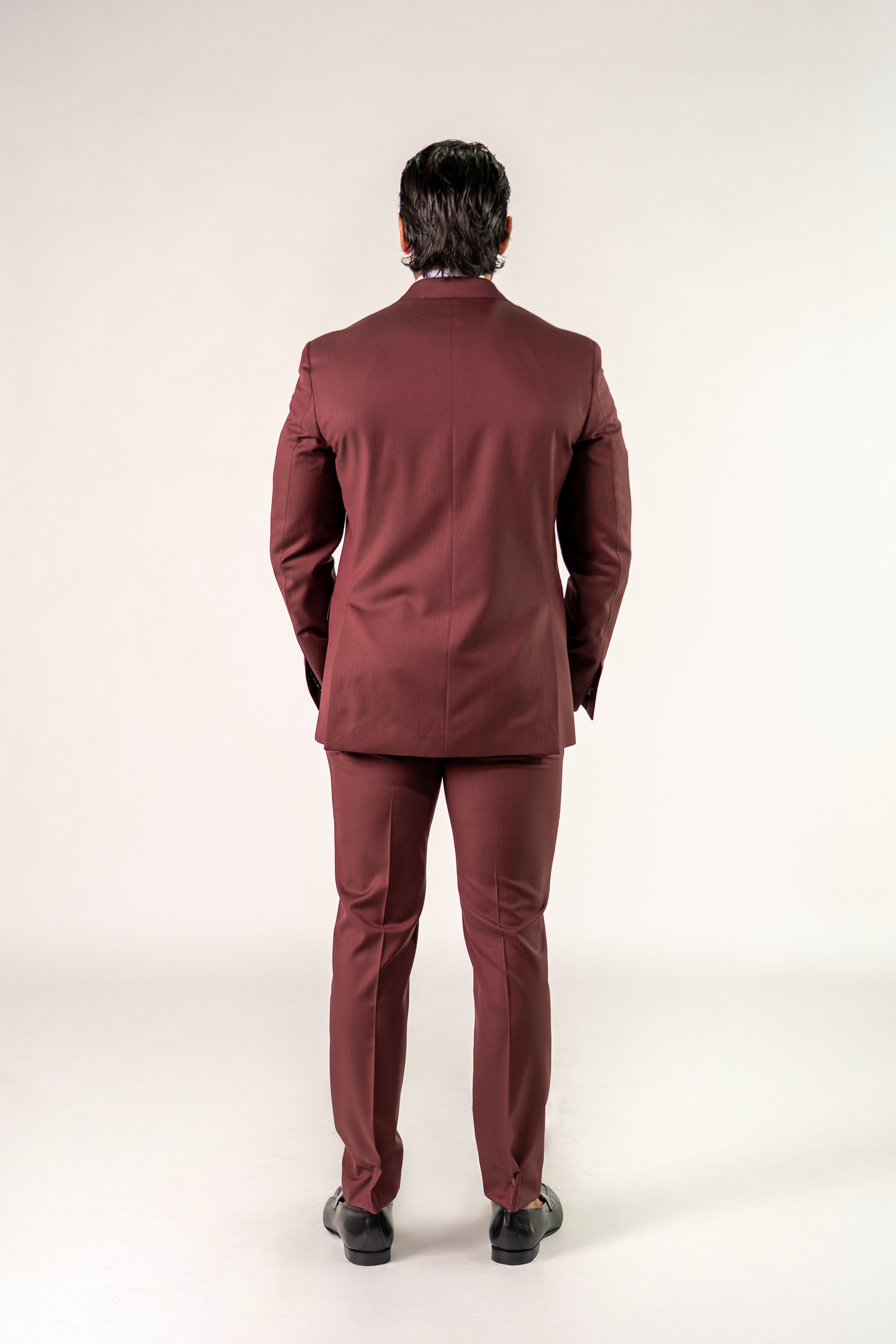 Abito monopetto bordeaux Shedir