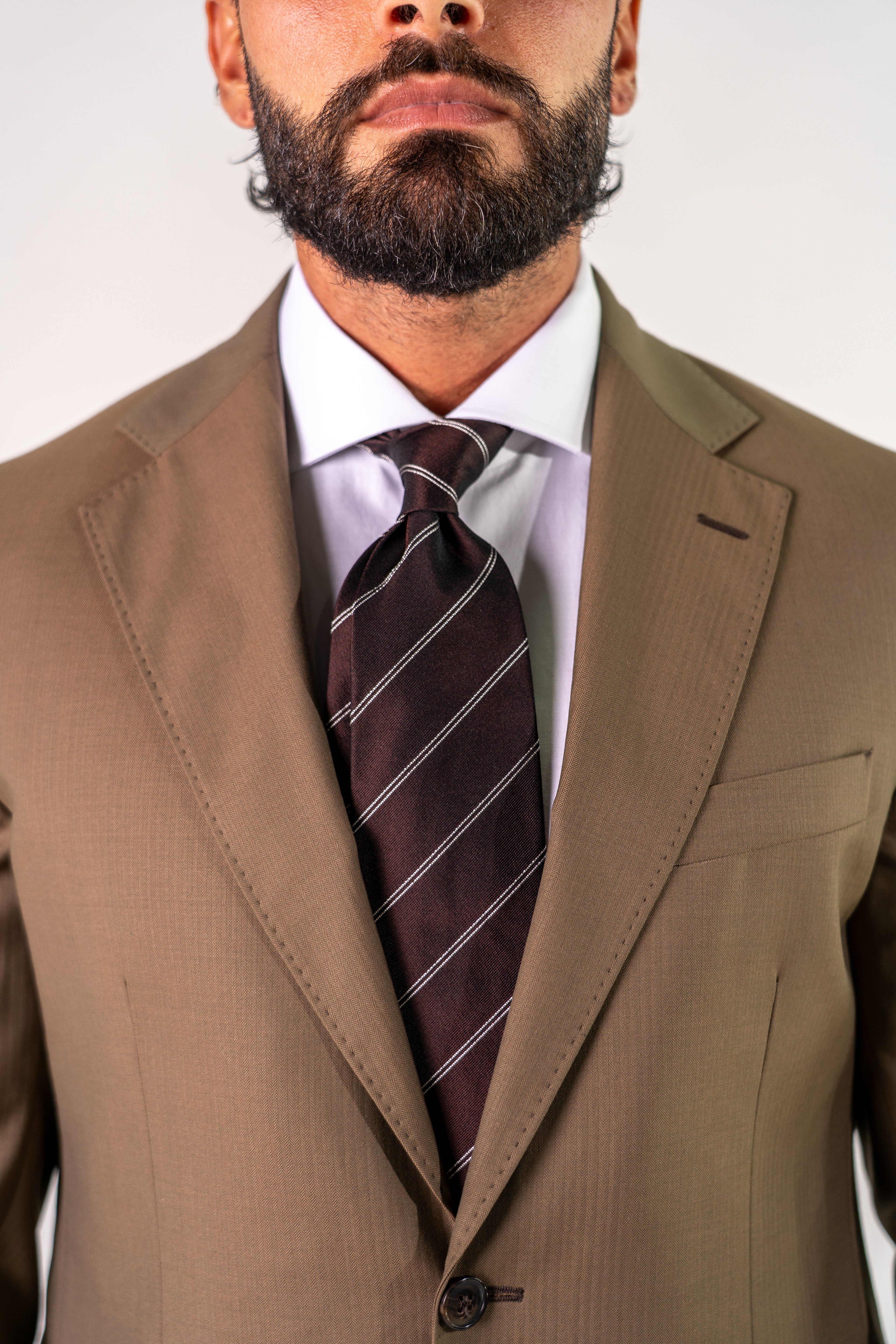 Abito monopetto beige Shedir