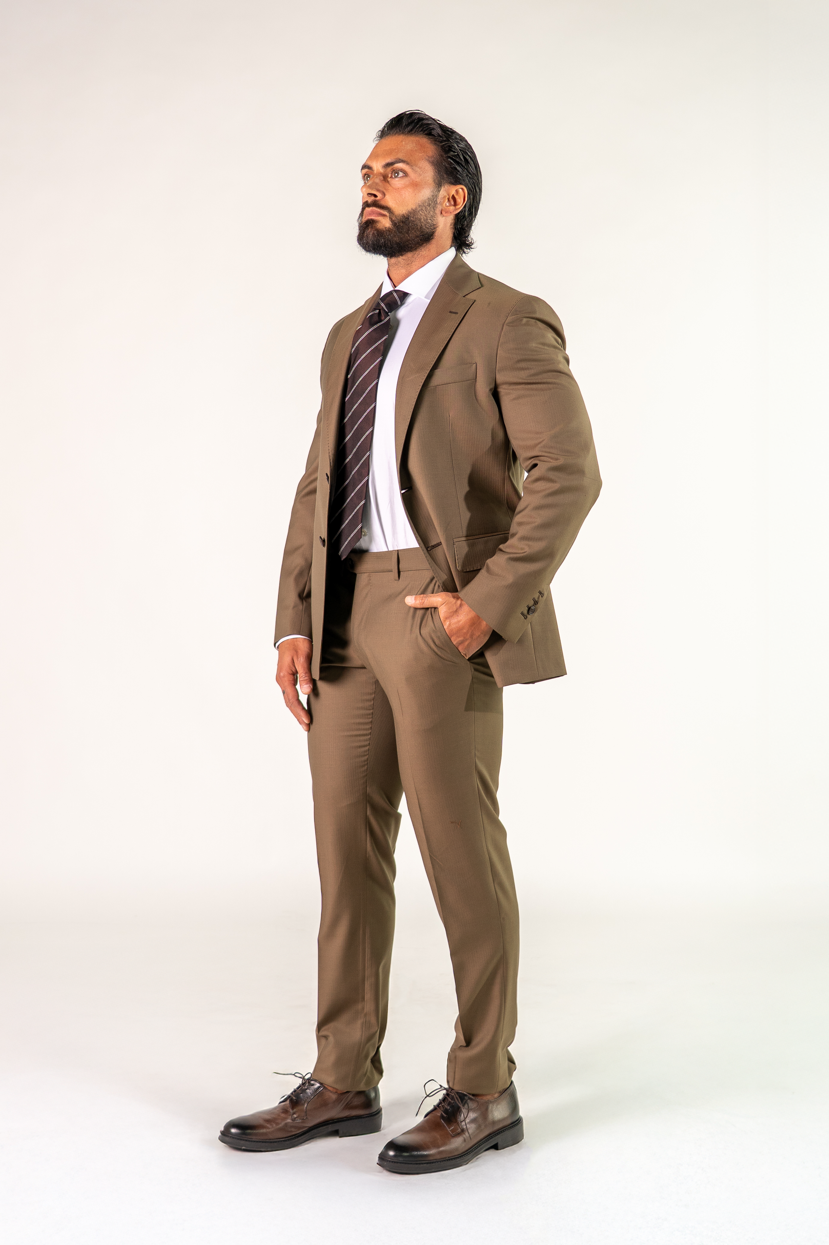 Abito monopetto beige Shedir