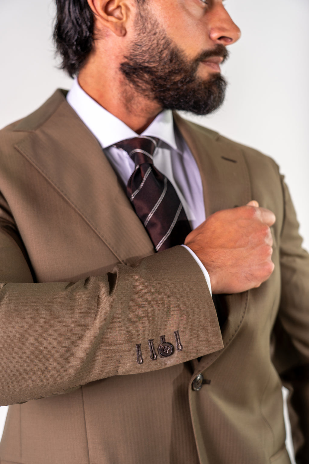 Abito monopetto beige Shedir