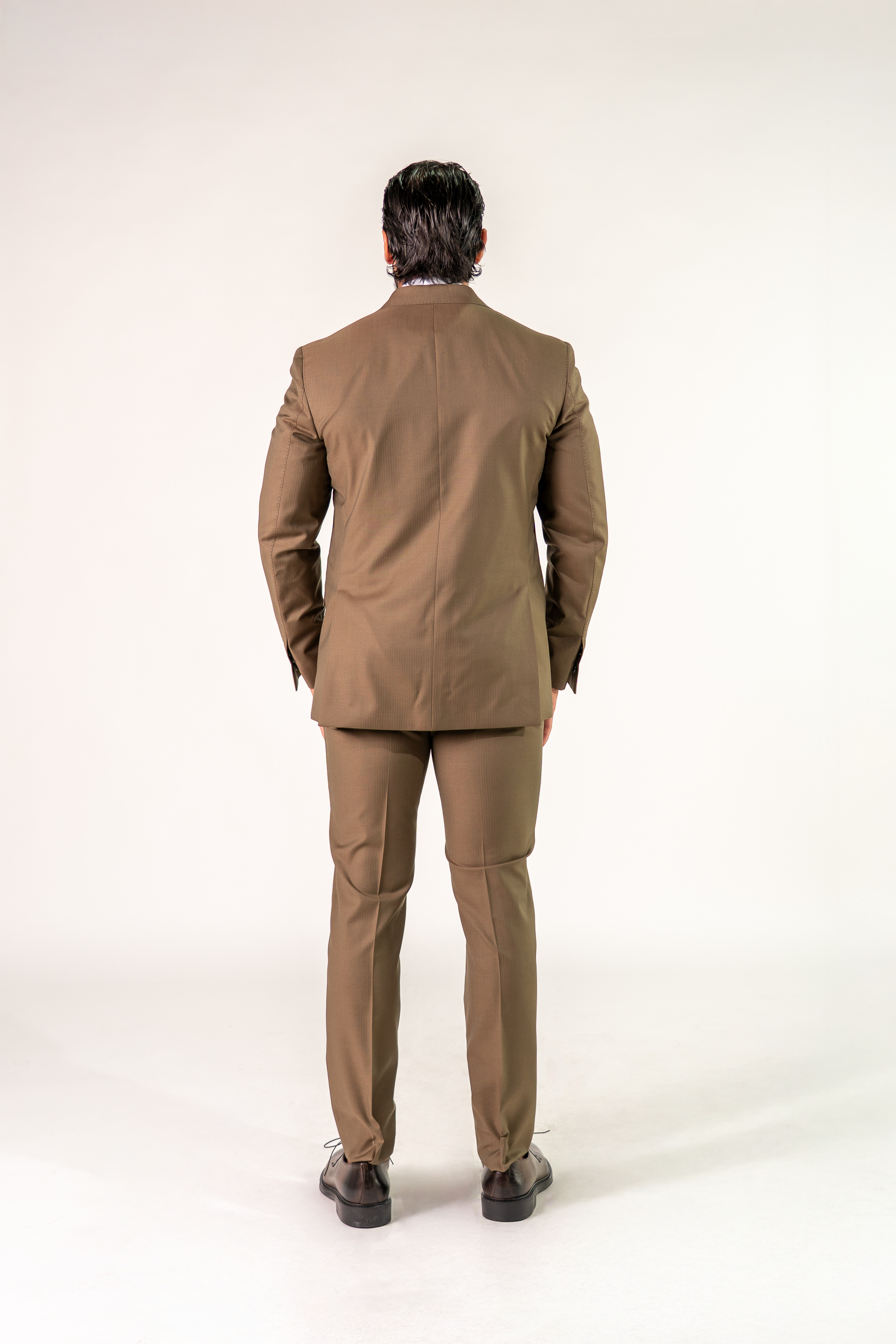 Abito monopetto beige Shedir