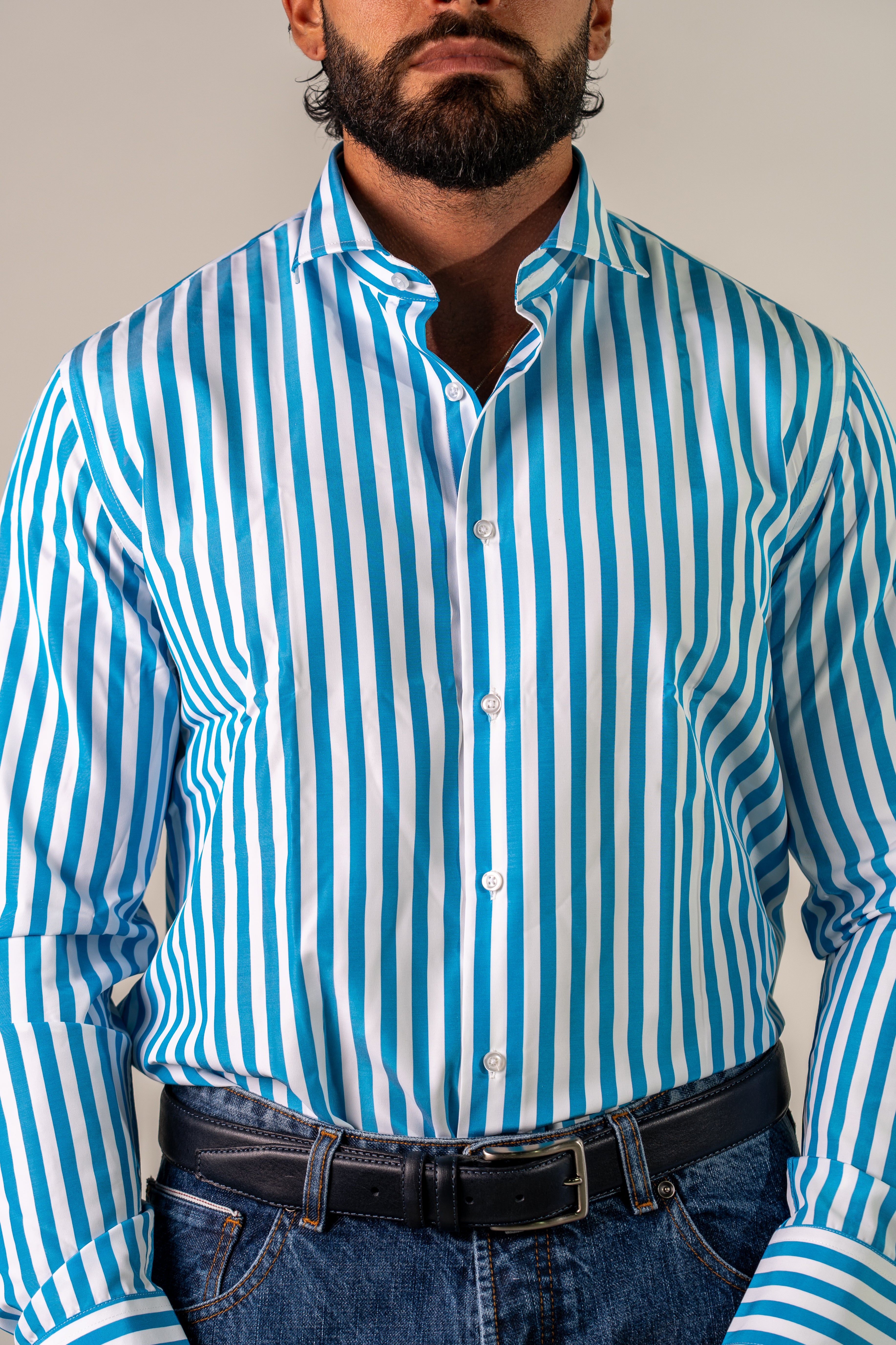 Camicia azzurra tir